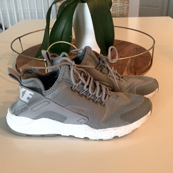Nike Shoes - Nike Grey Air Huarache Run ultra -size 6
